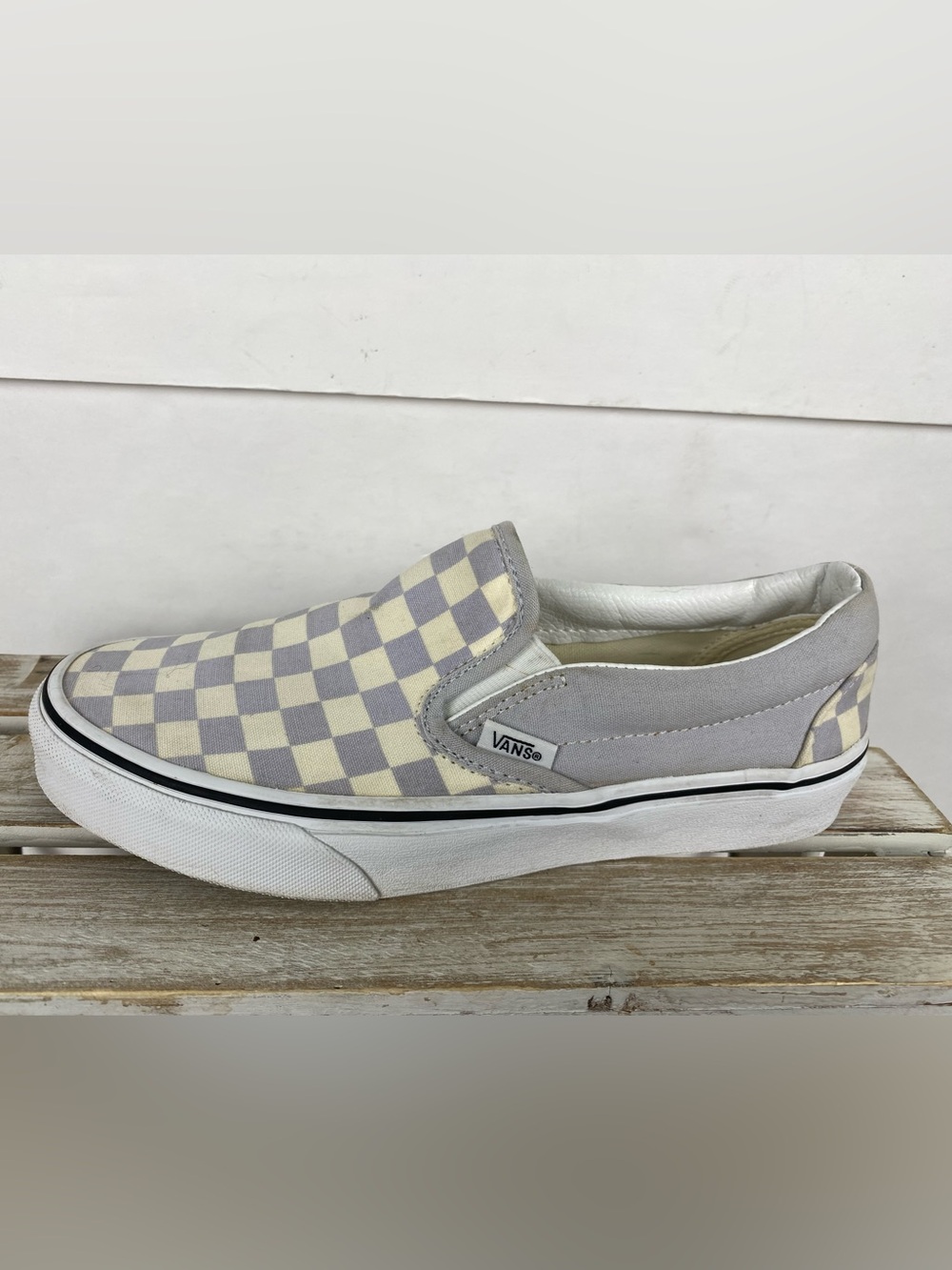 Vans Slip-On Checkerboard Skate
Shoe unisex men’s 6.5 women’s 8
